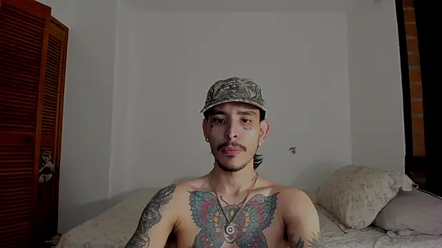 Snapshot of carti02 chatting on February 21, 2025, 4:29 am carti02 online show from February 21, 2025, 4:29 am
