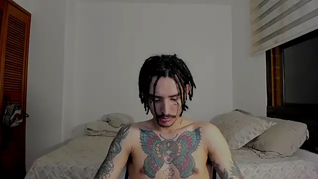 Snapshot of carti02 chatting on March 3, 2025, 4:14 am carti02 online show from March 3, 2025, 4:14 am