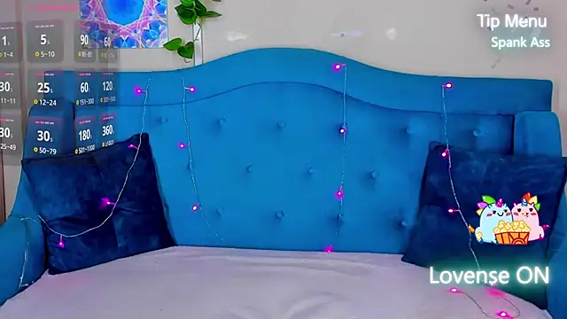 MilliStrii online show from November 27, 2025, 1:40 am