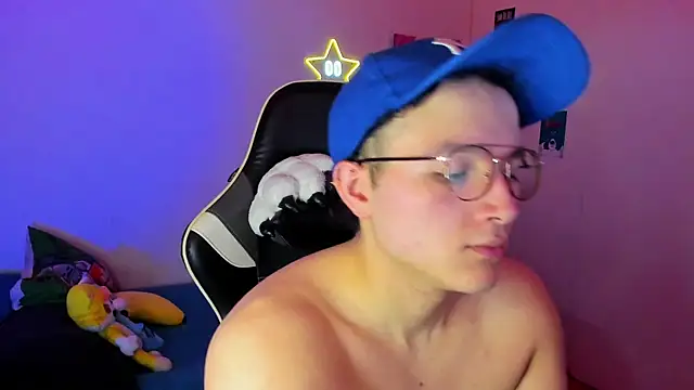 AustinSummerr online show from January 21, 2025, 1:22 pm