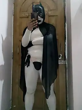 Snapshot of zentaishow chatting on January 9, 2026, 9:05 pm zentaishow online show from January 9, 2026, 9:05 pm