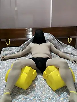 Snapshot of zentaishow chatting on January 12, 2026, 9:36 am zentaishow online show from January 12, 2026, 9:36 am