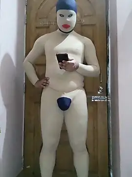 Snapshot of zentaishow chatting on February 10, 2026, 5:11 am zentaishow online show from February 10, 2026, 5:11 am