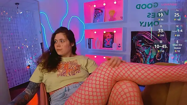 SophiePure online show from February 19, 2026, 1:45 am