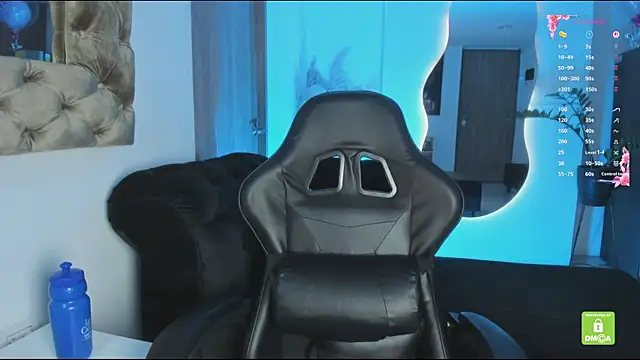 AmelyaMann online show from November 2, 2025, 1:24 pm