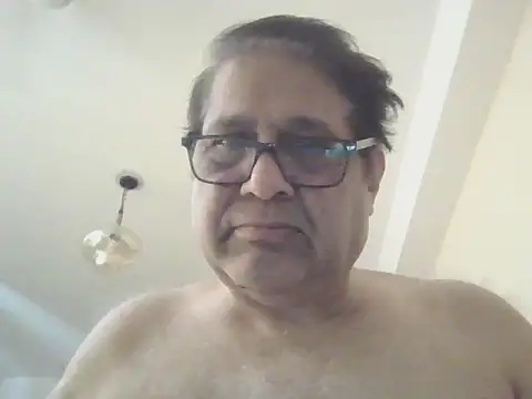 Nuttysub online show from June 7, 2026, 4:05 am