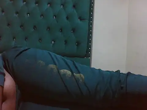 Sexy Riri online show from June 14, 2026, 12:18 pm