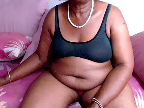 Freakyassnwildx online show from December 10, 2024, 2:17 pm