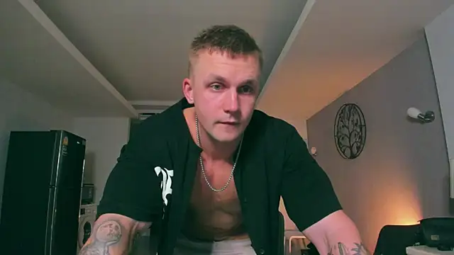 Snapshot of Samuel_Andrew chatting on September 19, 2025, 3:41 am Samuel Andrew online show from September 19, 2025, 3:41 am