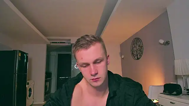 Snapshot of Samuel_Andrew chatting on October 10, 2025, 4:44 am Samuel Andrew online show from October 10, 2025, 4:44 am