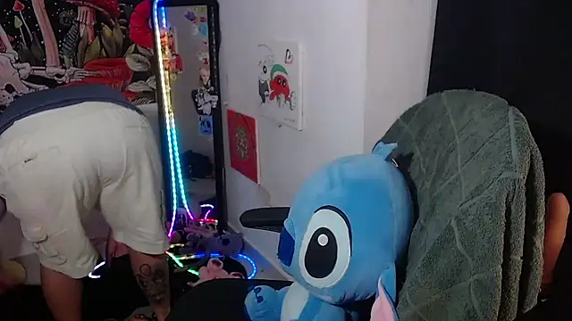isabeautyx19 online show from June 23, 2026, 2:09 am