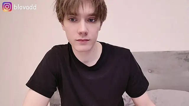 callmenineoneseven online show from February 25, 2026, 5:17 am