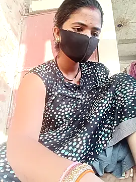 Snapshot of Mamta_Chaterjee chatting on April 13, 2026, 1:33 am Mamta Chaterjee online show from April 13, 2026, 1:33 am