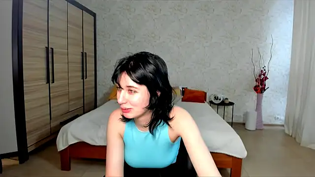 JulisSweet online show from December 21, 2024, 8:07 am