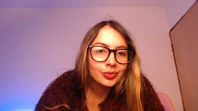 Snapshot of lalawhitte chatting on October 25, 2025, 11:51 am lalawhitte online show from October 25, 2025, 11:51 am