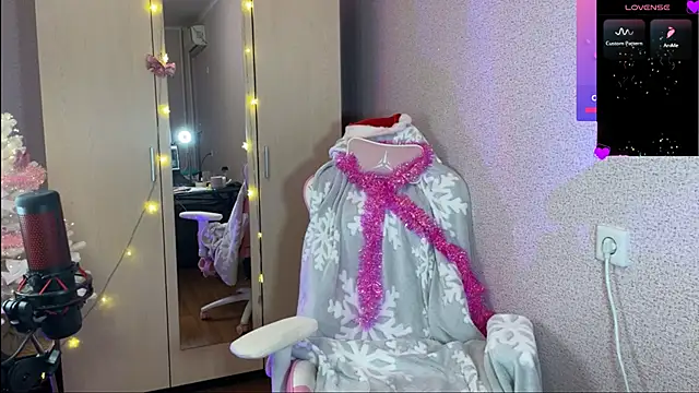 Katrin  kiss online show from December 29, 2024, 7:11 pm