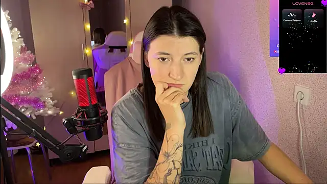 Katrin  kiss online show from January 1, 2025, 9:09 pm