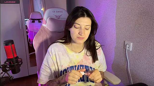 Katrin  kiss online show from January 17, 2025, 11:27 am