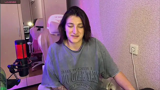 Katrin  kiss online show from February 1, 2025, 9:08 pm
