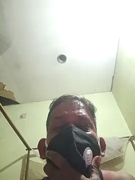 Snapshot of ind_hero chatting on October 8, 2025, 9:23 pm ind hero online show from October 8, 2025, 9:23 pm