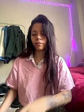 Snapshot of melisabunnny chatting on October 29, 2025, 11:45 am melisabunnny online show from October 29, 2025, 11:45 am