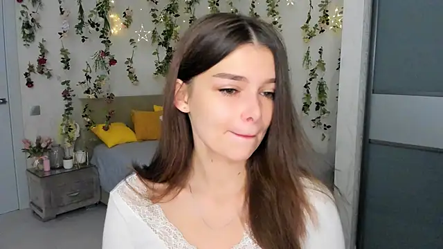 ContinentOfTranquility online show from October 17, 2025, 1:09 am