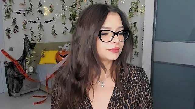 ContinentOfTranquility online show from October 30, 2025, 1:07 am