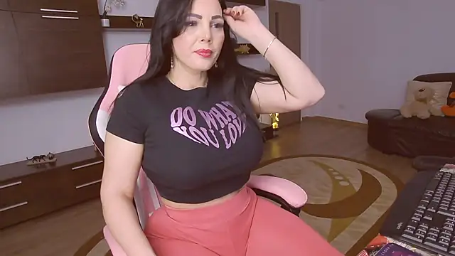 ReiyaRey online show from February 5, 2025, 8:25 pm