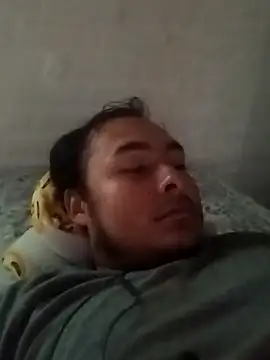 Snapshot of piton77 chatting on March 4, 2025, 5:24 pm piton77 online show from March 4, 2025, 5:24 pm