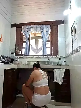 Snapshot of piton77 chatting on October 12, 2025, 11:37 pm piton77 online show from October 12, 2025, 11:37 pm