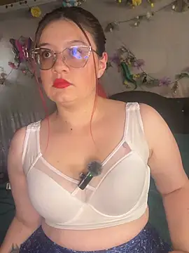 NinaGauther online show from June 25, 2026, 4:11 pm