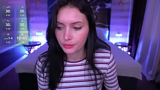 Snapshot of MilaSecrett chatting on October 11, 2025, 1:20 pm MilaSecrett online show from October 11, 2025, 1:20 pm