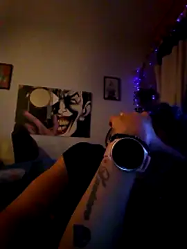 Snapshot of gala2 chatting on December 3, 2025, 7:38 am gala2 online show from December 3, 2025, 7:38 am