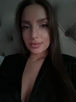 BellaHalles online show from March 1, 2025, 3:16 pm