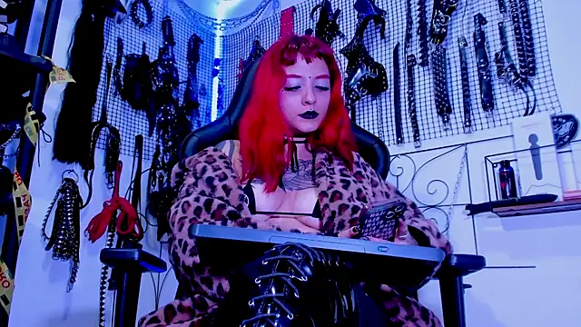Agatha BDSM online show from March 6, 2025, 10:36 pm