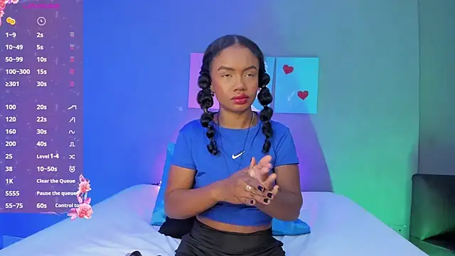 EmmaSmith06 online show from November 12, 2025, 5:02 pm