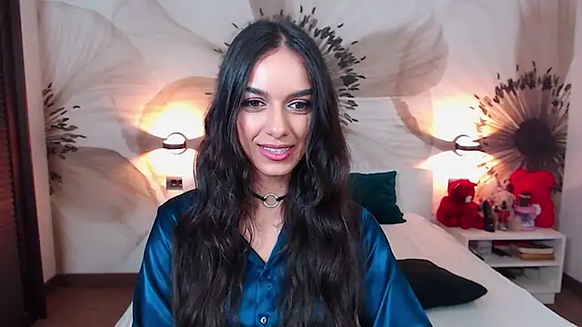 Snapshot of KatherineBisou chatting on October 2, 2025, 6:26 pm KatherineBisou online show from October 2, 2025, 6:26 pm