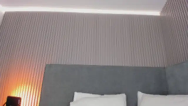 emelie 89 online show from December 16, 2025, 1:05 pm