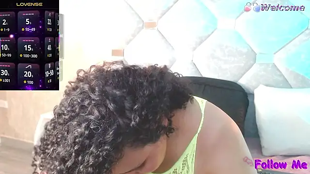 Danielaa a online show from March 7, 2026, 12:07 am