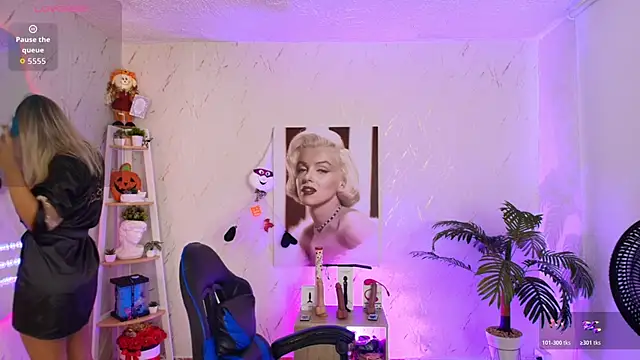 SALOOMEE   online show from November 5, 2025, 12:27 pm