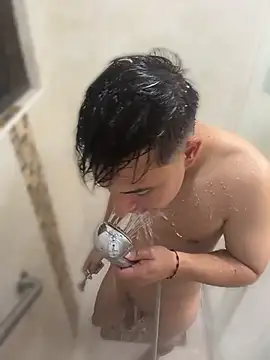 Nicolds14 online show from April 13, 2026, 11:54 pm