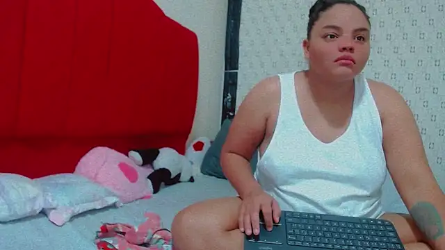 brunnette hot online show from January 21, 2025, 10:52 am
