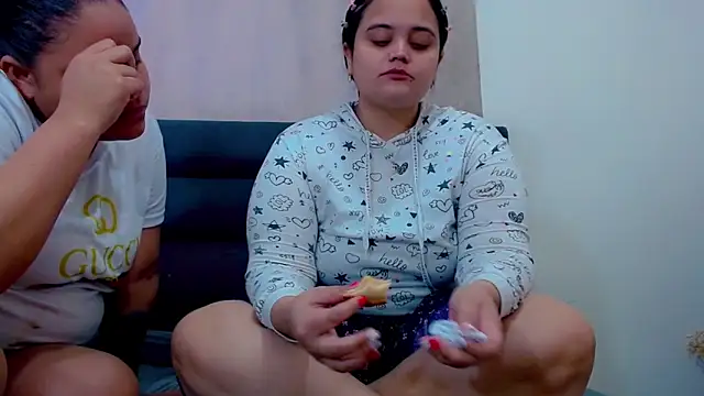 brunnette hot online show from February 9, 2026, 11:25 am