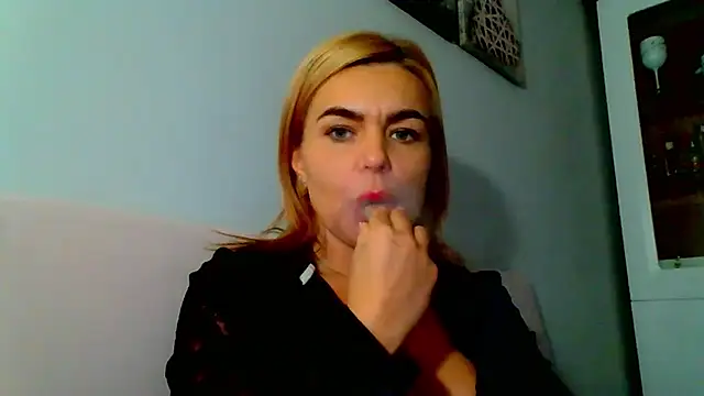 DESIREjenny online show from December 9, 2024, 12:19 pm