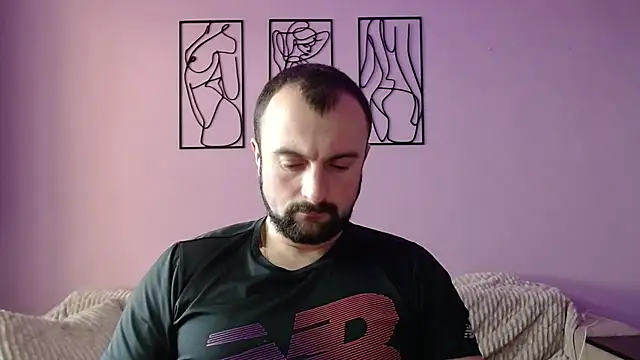 Snapshot of brindlefly6969 chatting on December 18, 2024, 11:34 am brindlefly6969 online show from December 18, 2024, 11:34 am