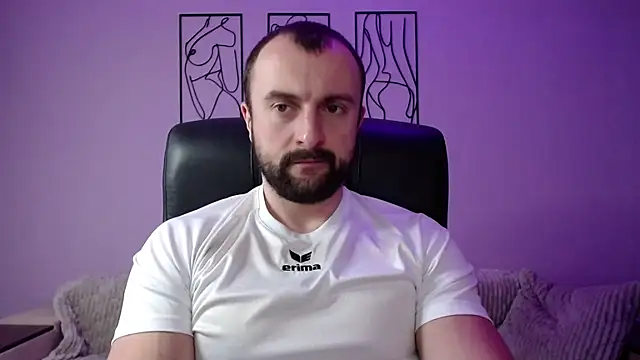 Snapshot of brindlefly6969 chatting on January 20, 2025, 11:24 am brindlefly6969 online show from January 20, 2025, 11:24 am