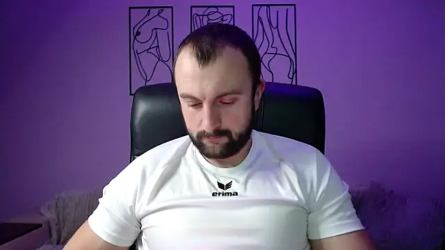 Snapshot of brindlefly6969 chatting on January 21, 2025, 2:26 pm brindlefly6969 online show from January 21, 2025, 2:26 pm