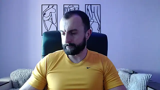 Snapshot of brindlefly6969 chatting on March 12, 2025, 11:31 am brindlefly6969 online show from March 12, 2025, 11:31 am