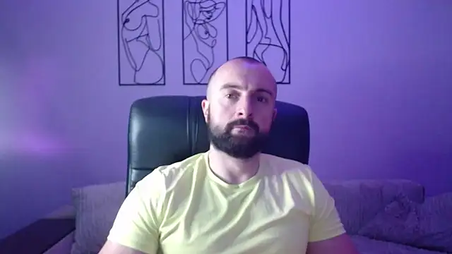 brindlefly6969 online show from December 2, 2025, 11:48 am