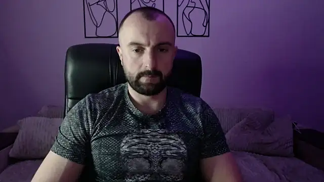 brindlefly6969 online show from March 24, 2026, 11:26 am